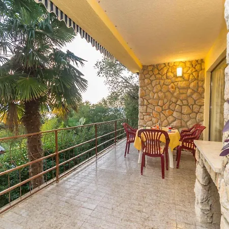 Apartment In Njivice/insel Krk 33553 Njivice